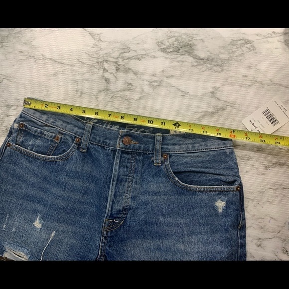Free People Byron Bay Distressed Jean Shorts - Picture 7 of 8